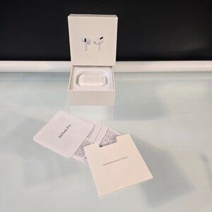 Apple AirPods Pro 2nd Generation with MagSafe Wireless Charging Case Sealed New
